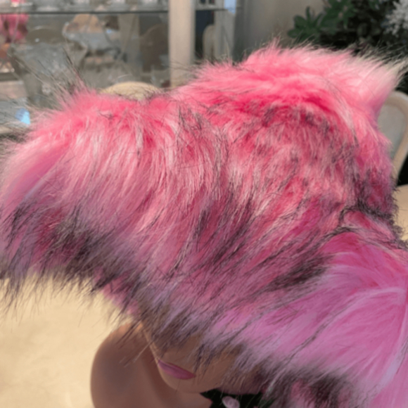 Faux fur Hat with matching Heart Bag - Picture 10 of 17